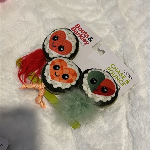 New Cat Toys lot of 5 Pink hearts cherry & sushi - Picture 5 of 8